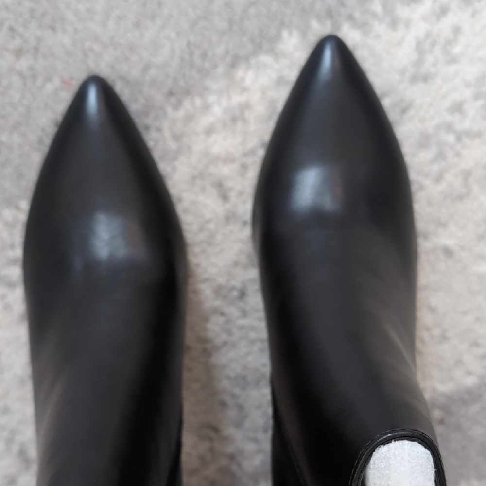 Brand New In Box Madden Girl Bonnie Ankle Booties with Block Heel - 8 - Picture 7 of 9